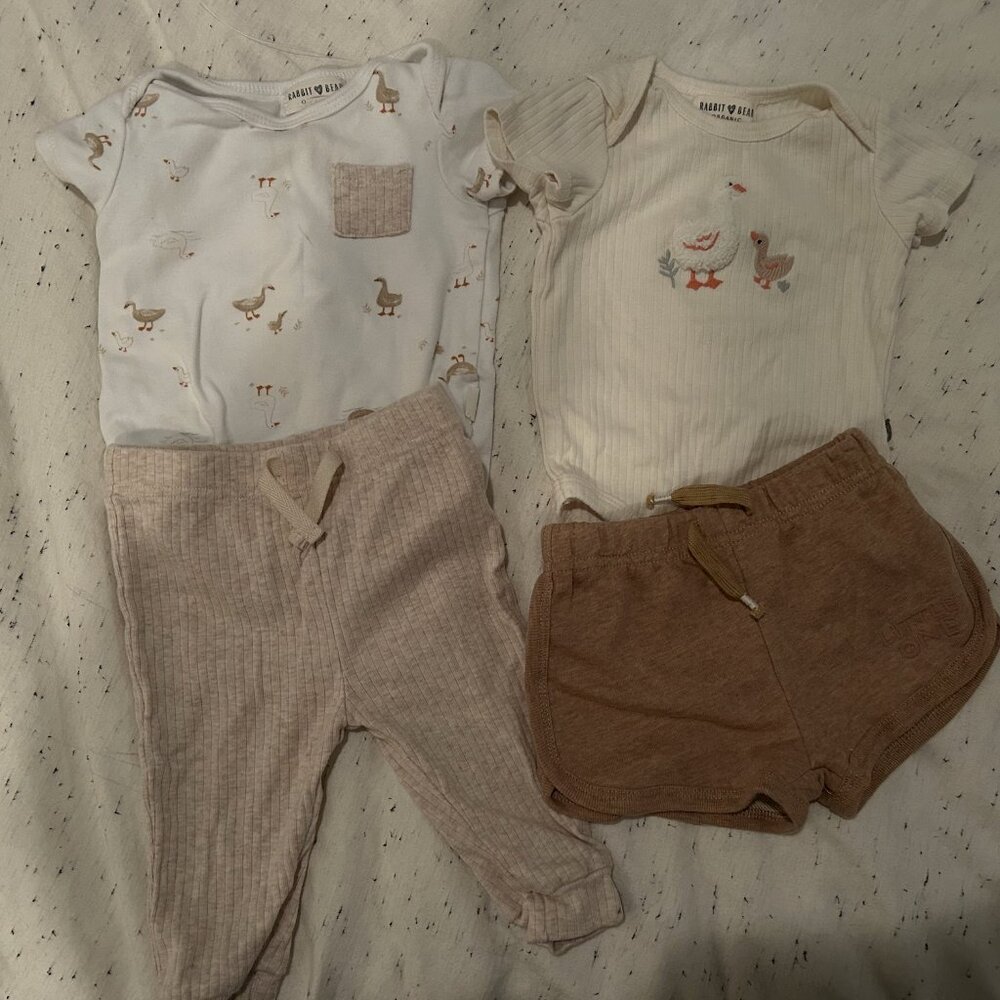 Rabbit + Bear organic onesies & bottoms, 6-9 months, duck patterns